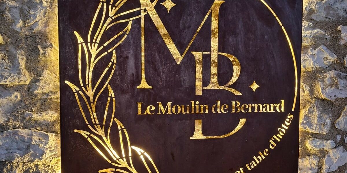 Plaque Moulin de Bernard de nuit